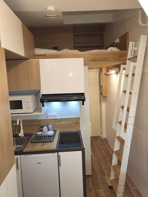 Appartamento Studio 9M2 Champs Elysees Arc De Triomphe75008 Parigi
