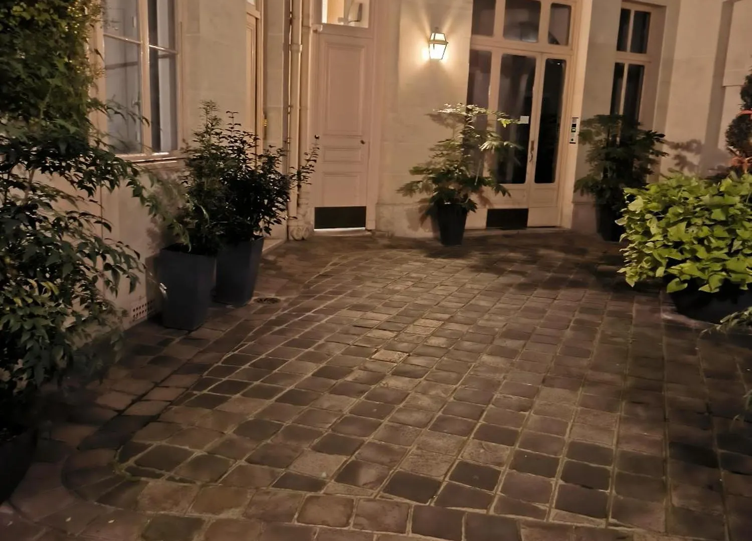 Studio 9M2 Champs Elysees Arc De Triomphe75008 Paris Apartment France